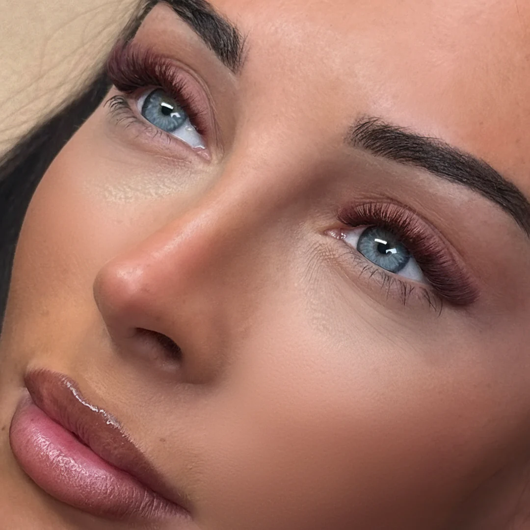Burgundy Lashes 0.07 - Image 2