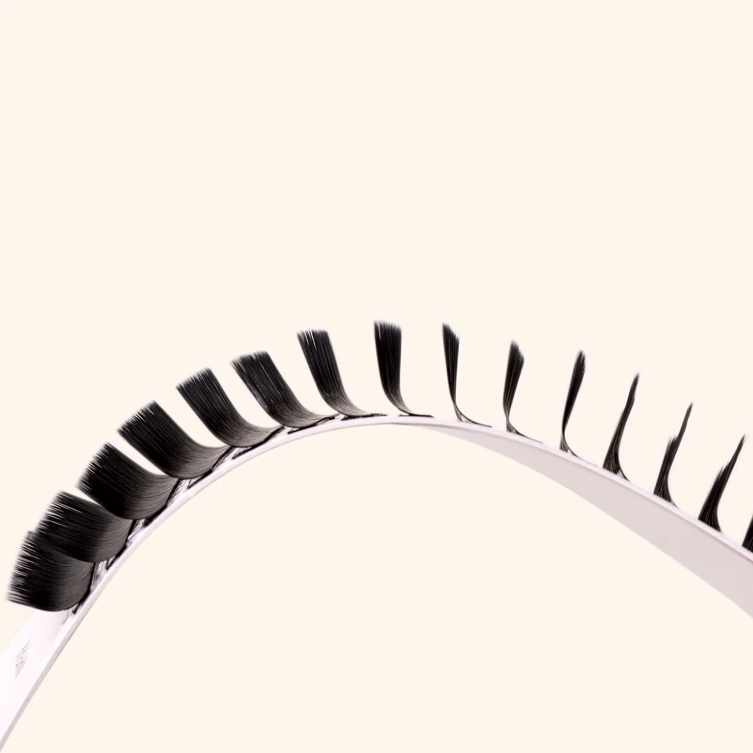 Classic Faux Mink Mayfair Lashes 0.12 - Image 3